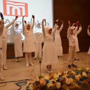 tugva yaz okulu kapanis programi Cki1zKbq