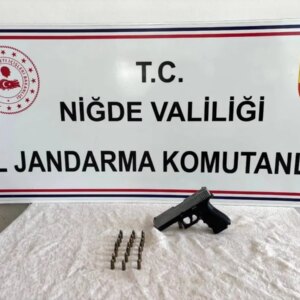 yasadisi silah tasiyan sahis yakalandi 2ksRhit3