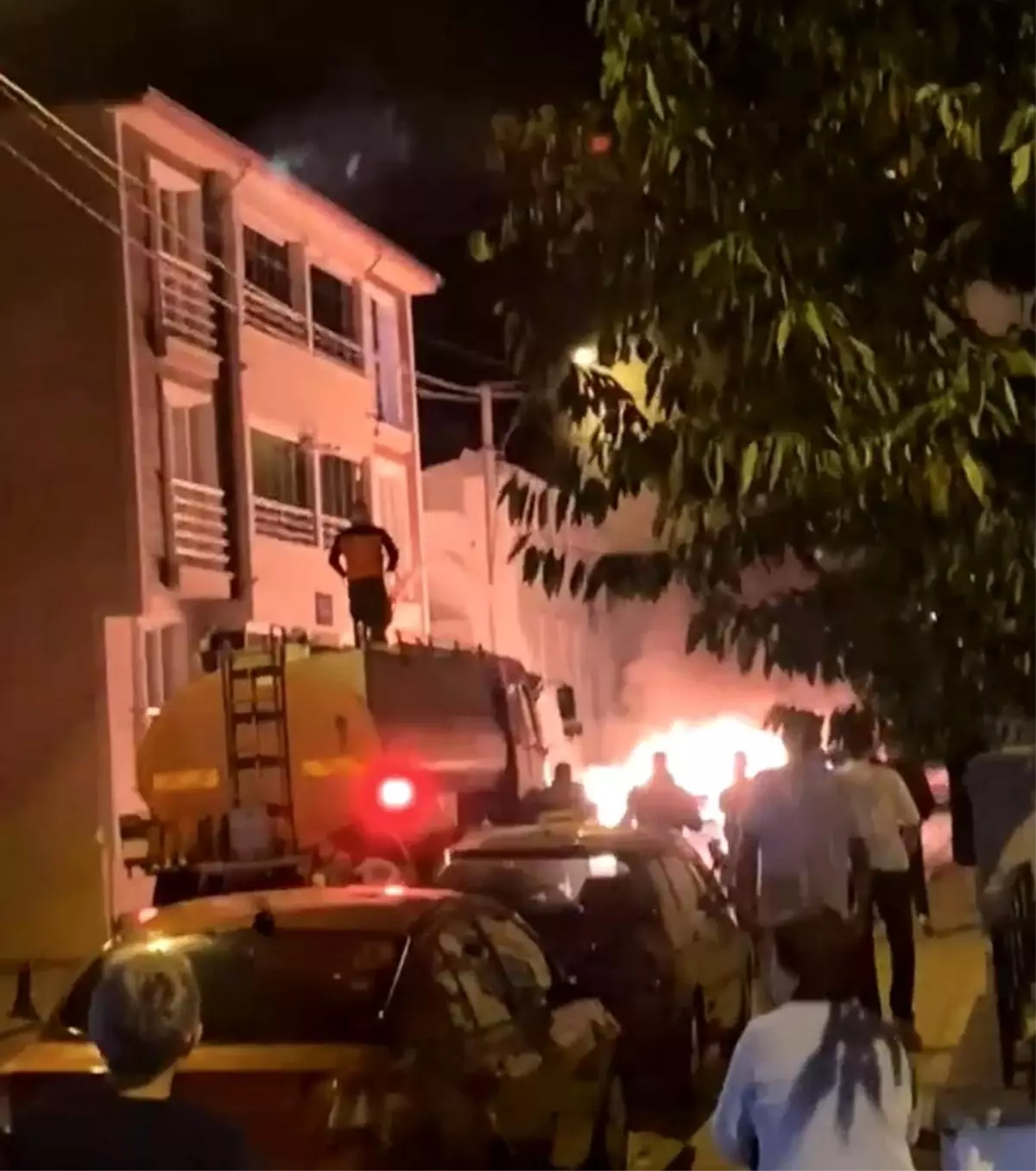 babaeskide otomobil yangini 4WmfGbhO