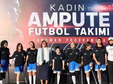 Turkiyenin ilk kadin ampute takimi gazi sehirde bcwJ8hR7